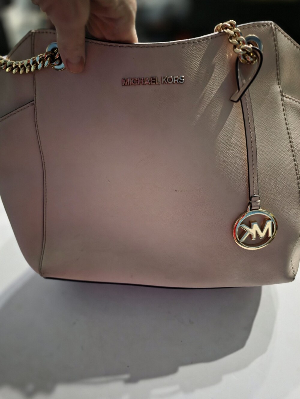 Michael Kors Blush Saffiano Leather Tote with Gold Hardware - Picture 1 of 8
